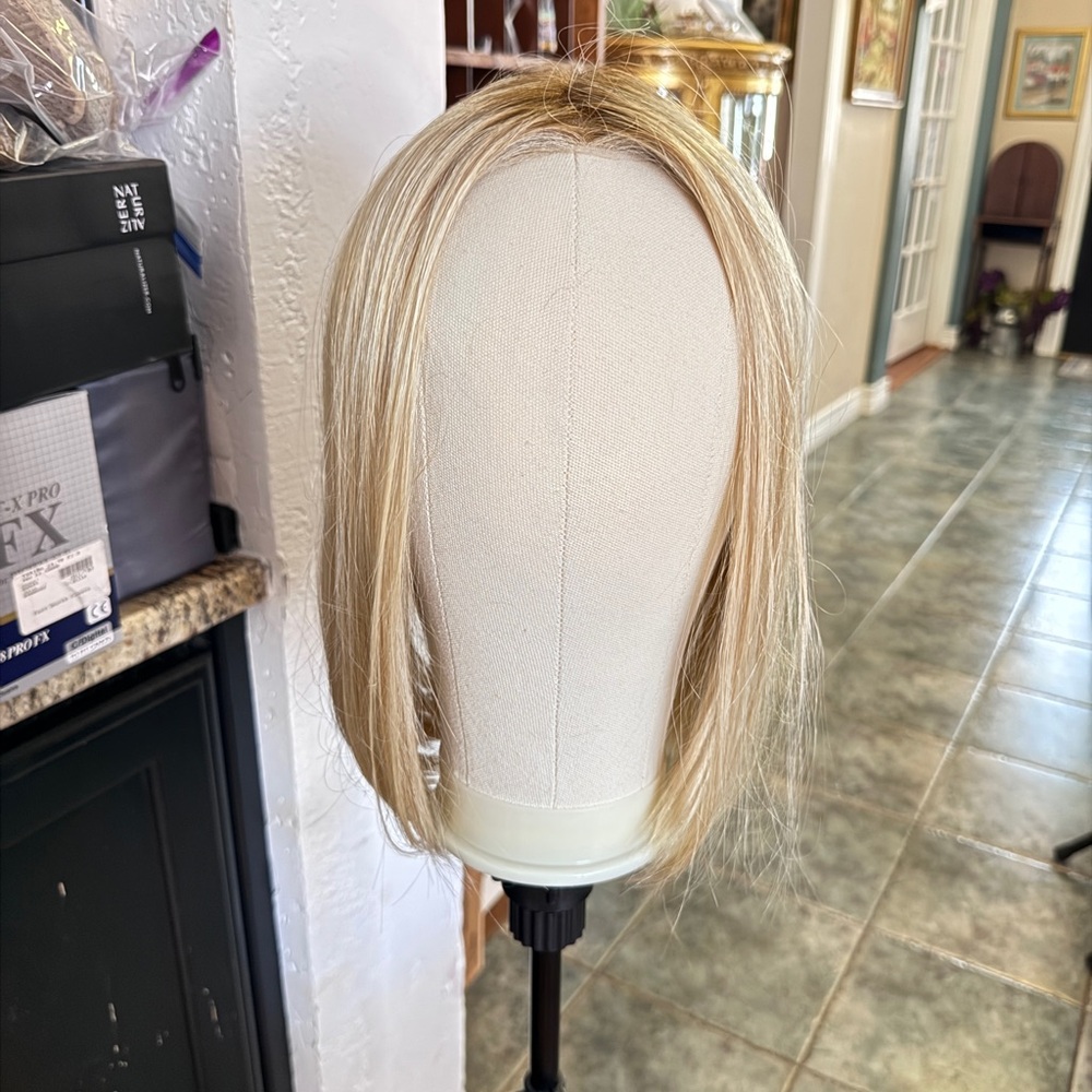 New ALPHA BLEND Wig in Champagne with Apple Pie Wig